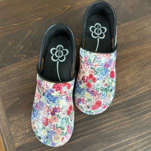 Sanita Floral Clogs